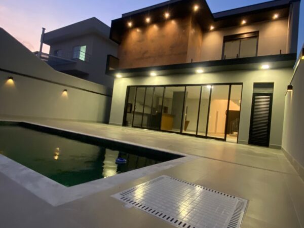 Sobrado Casa Venda Condomínio Le Village Valinhos SP