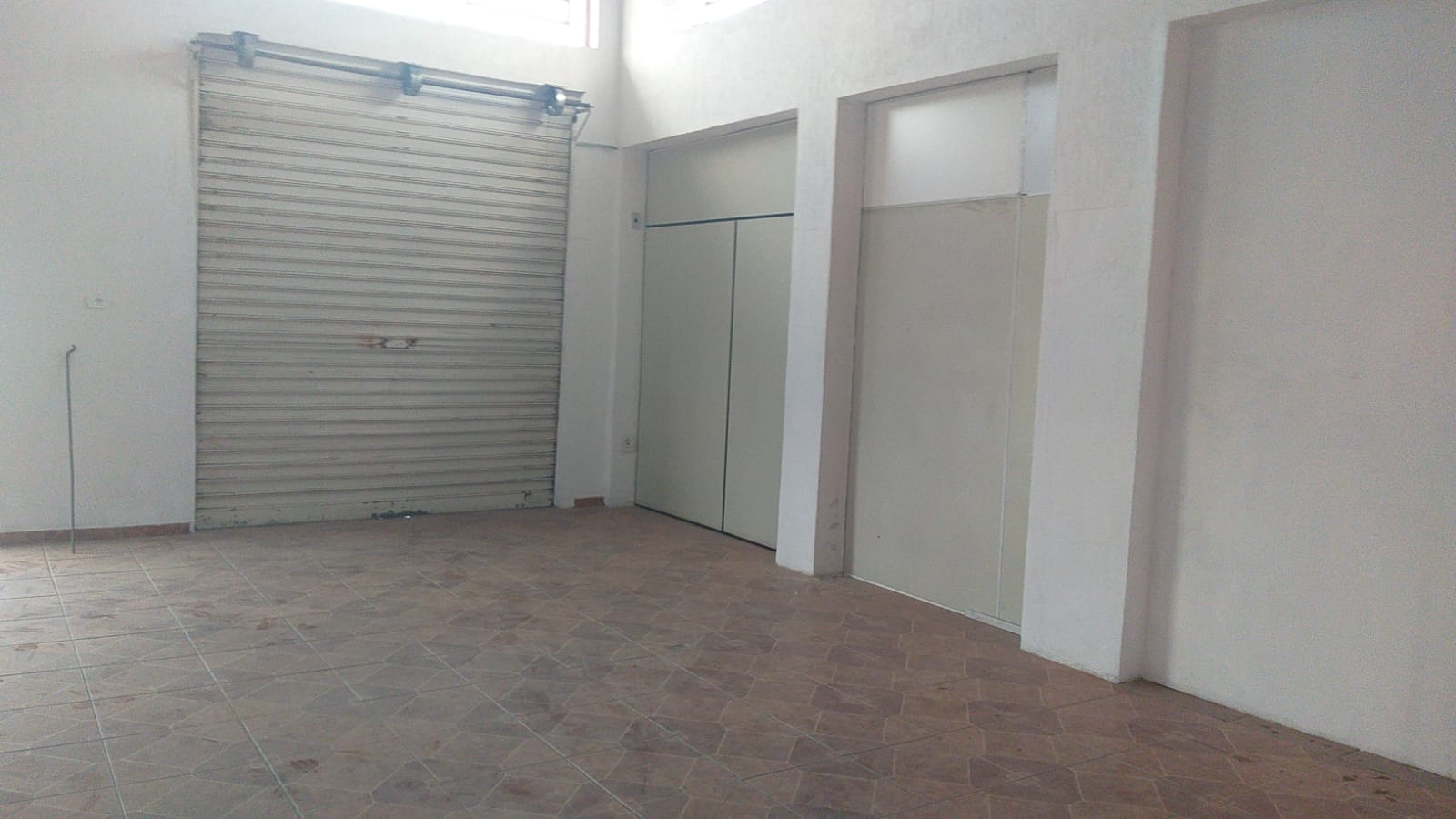 Salão Comercial 100 m² Locação Jd. Santana Tremembé Vale do Paraíba SP Salão Comercial 100 m² Locação Jd. Santana Tremembé Vale do Paraíba SP