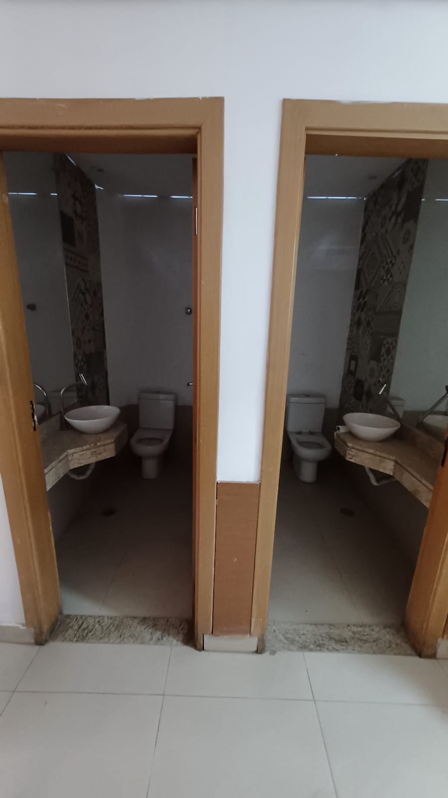 Salão Comercial Locação e Venda 2 Salões 4 salas miolo Tatuapé-SP