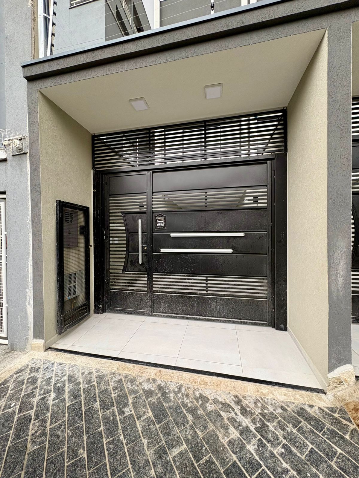 Sobrado à Venda 3 Quartos 3 Suítes 3 Vagas Penha-SP Sobrado à Venda 3 Quartos 3 Suítes 3 Vagas Penha-SP