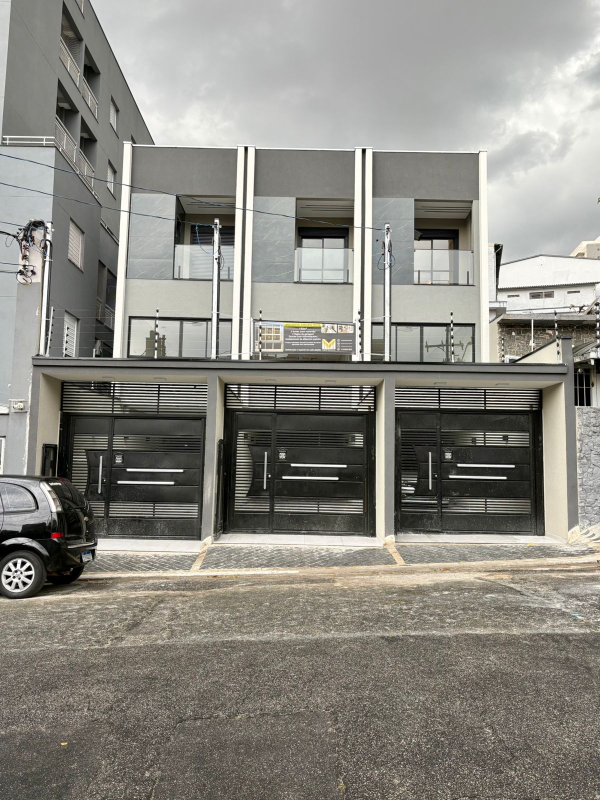 Sobrado à Venda 3 Quartos 3 Suítes 3 Vagas Penha-SP Sobrado à Venda 3 Quartos 3 Suítes 3 Vagas Penha-SP