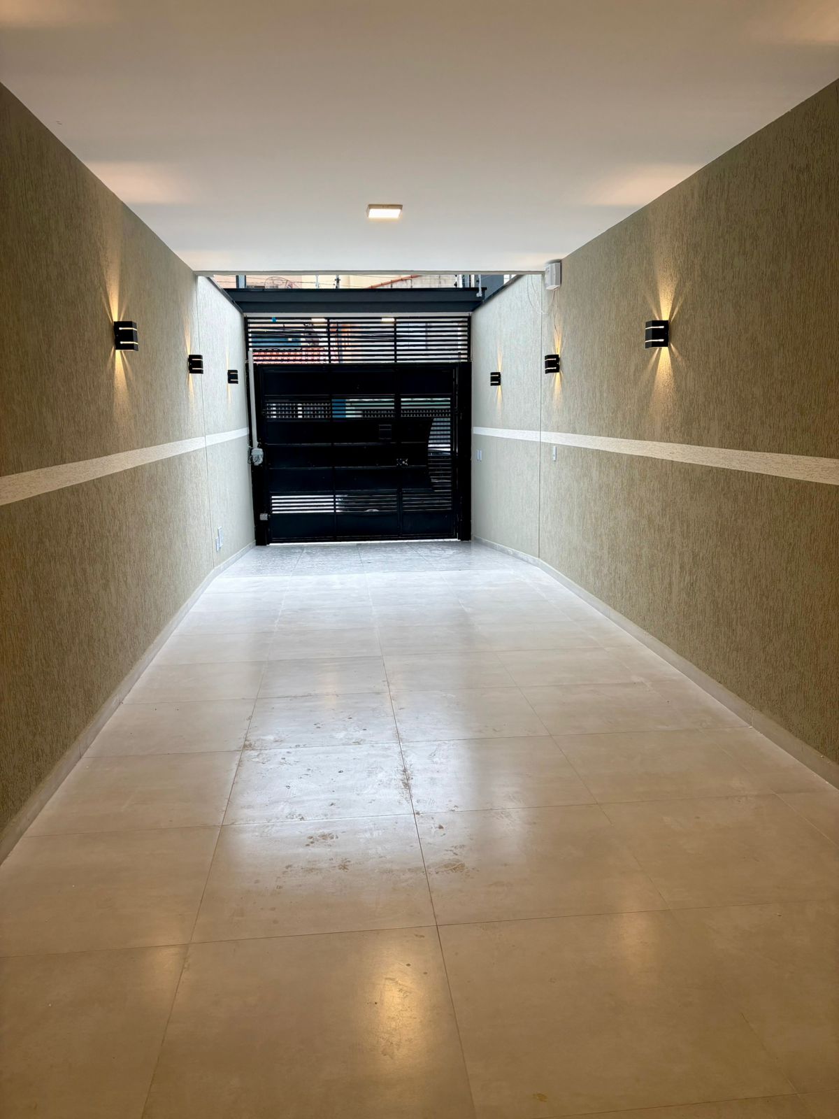 Sobrado à Venda 3 Quartos 3 Suítes 3 Vagas Penha-SP Sobrado à Venda 3 Quartos 3 Suítes 3 Vagas Penha-SP