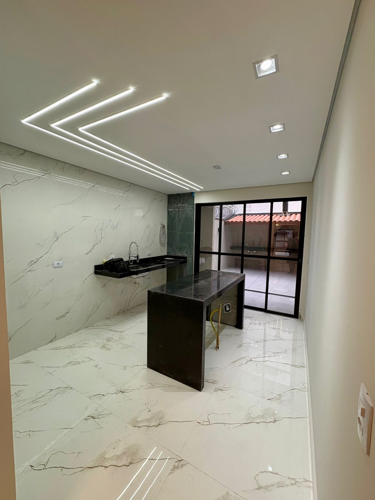 Sobrado à Venda 3 Quartos 3 Suítes 3 Vagas Penha-SP Sobrado à Venda 3 Quartos 3 Suítes 3 Vagas Penha-SP