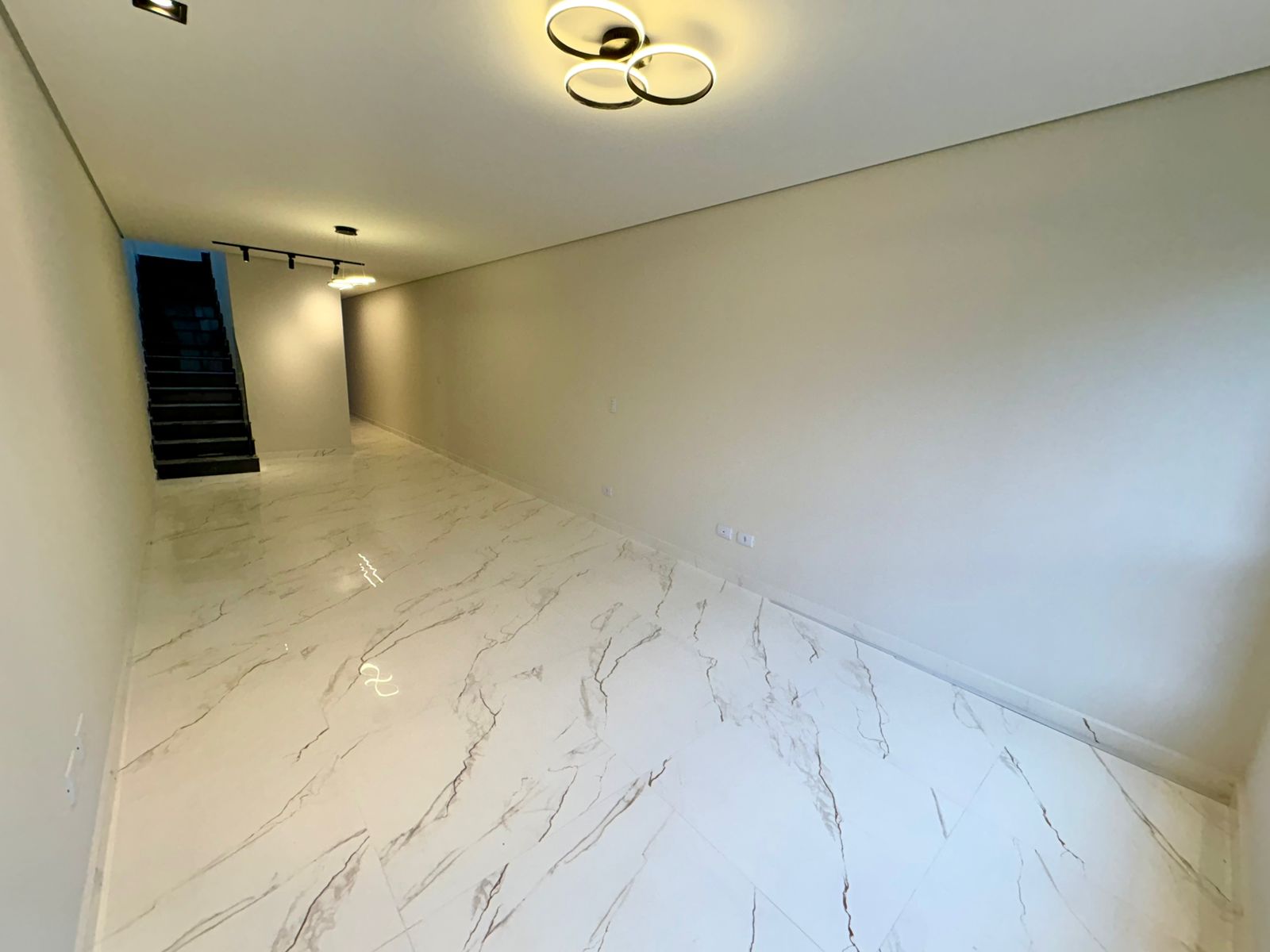 Sobrado à Venda 3 Quartos 3 Suítes 3 Vagas Penha-SP Sobrado à Venda 3 Quartos 3 Suítes 3 Vagas Penha-SP