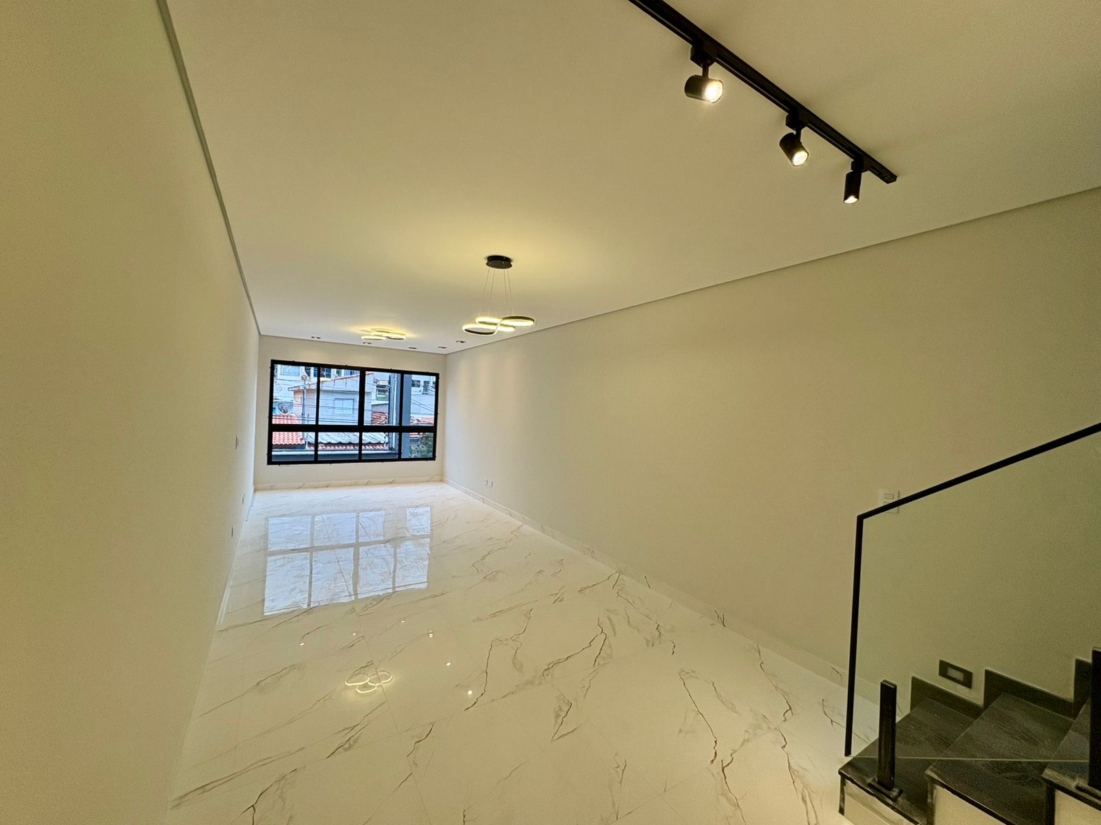 Sobrado à Venda 3 Quartos 3 Suítes 3 Vagas Penha-SP Sobrado à Venda 3 Quartos 3 Suítes 3 Vagas Penha-SP