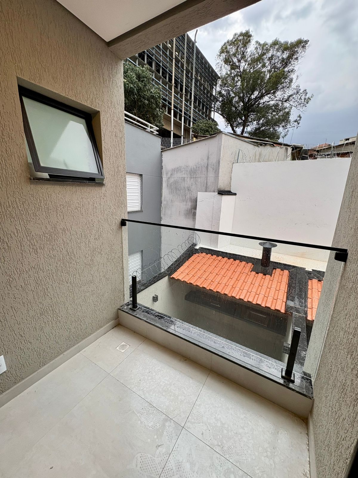 Sobrado à Venda 3 Quartos 3 Suítes 3 Vagas Penha-SP Sobrado à Venda 3 Quartos 3 Suítes 3 Vagas Penha-SP