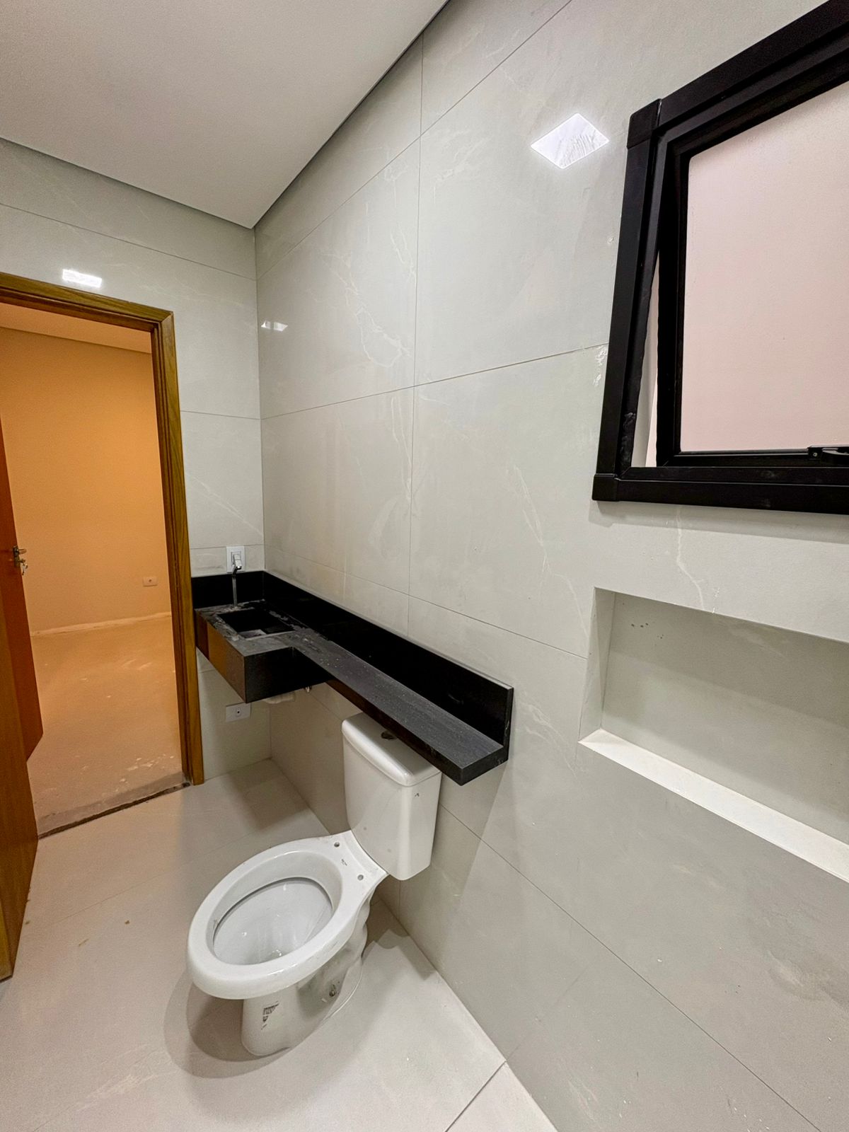 Sobrado à Venda 3 Quartos 3 Suítes 3 Vagas Penha-SP Sobrado à Venda 3 Quartos 3 Suítes 3 Vagas Penha-SP