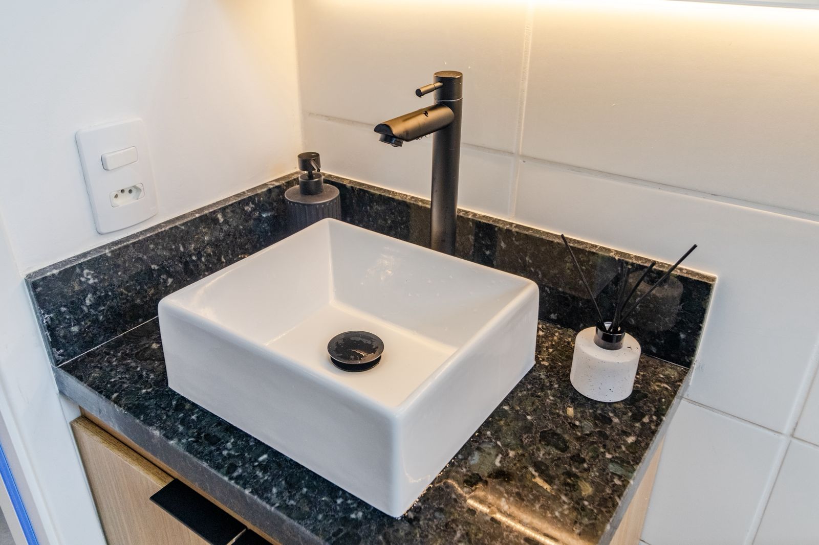 Apartamento à Venda 2 Dormitórios Suite Vaga 50m² Cambuci SP Apartamento à Venda 2 Dormitórios Suite Vaga 50m² Cambuci SP