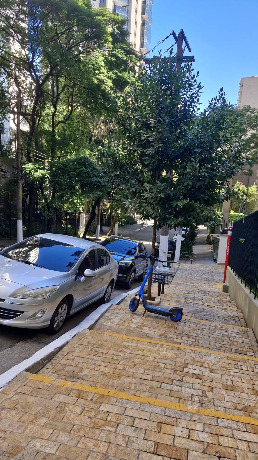 Apartamento à Venda 3 Quartos 3 Suites 3 Vagas 308 m² Jd Paulista SP Apartamento à Venda 3 Quartos 3 Suites 3 Vagas 308 m² Jd Paulista SP