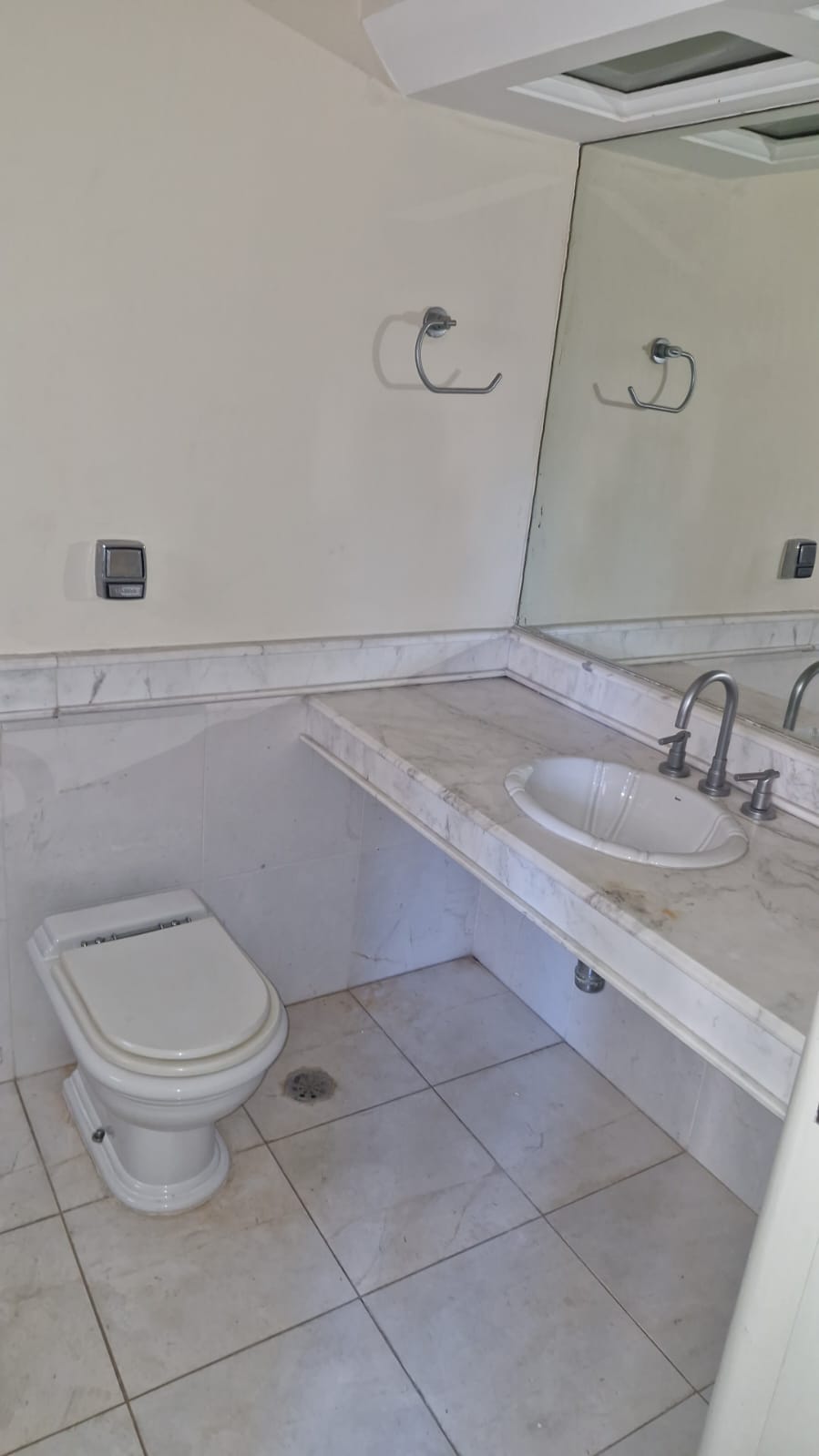 Apartamento à Venda 3 Quartos 3 Suites 3 Vagas 308 m² Jd Paulista SP Apartamento à Venda 3 Quartos 3 Suites 3 Vagas 308 m² Jd Paulista SP