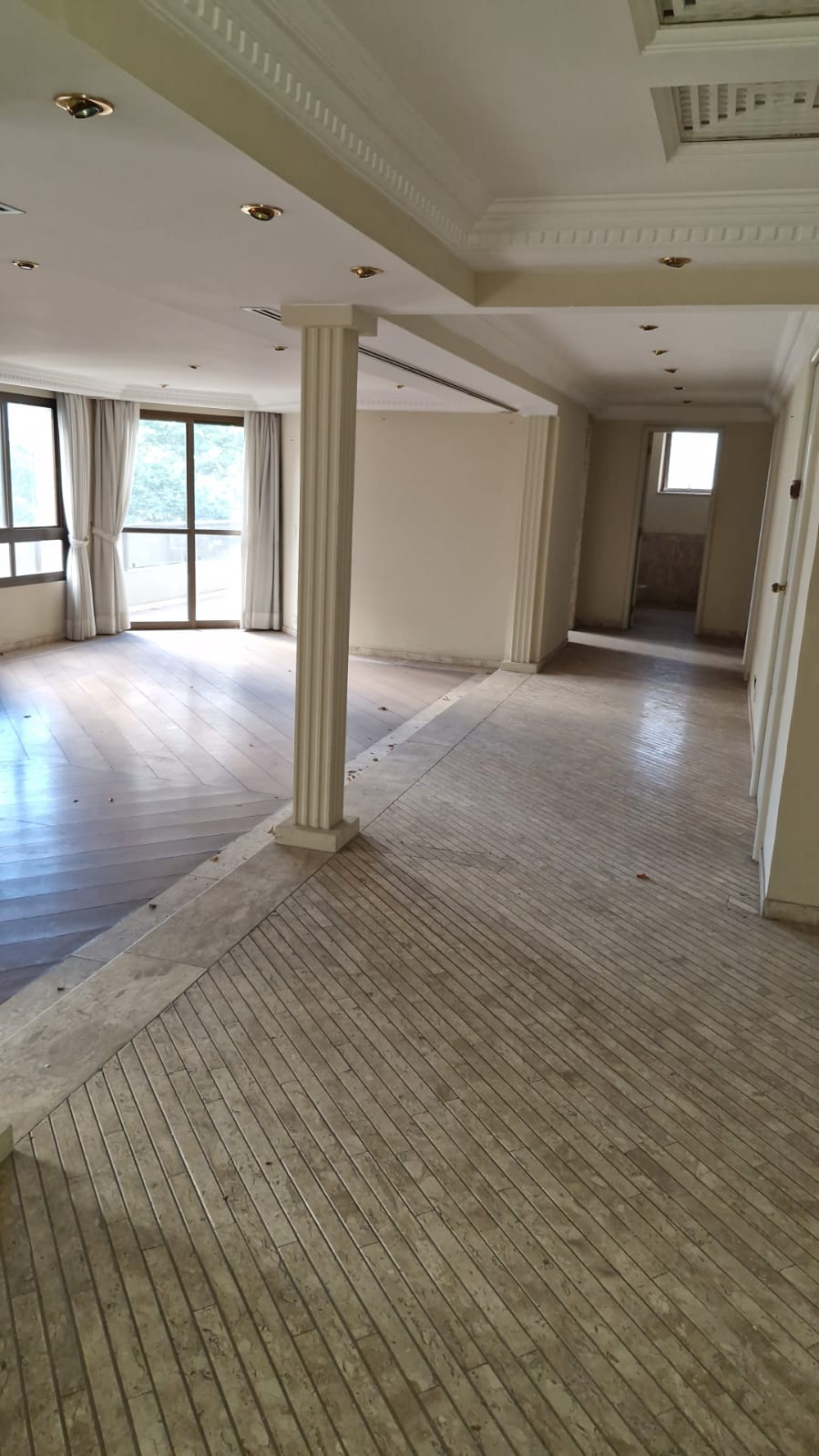 Apartamento à Venda 3 Quartos 3 Suites 3 Vagas 308 m² Jd Paulista SP Apartamento à Venda 3 Quartos 3 Suites 3 Vagas 308 m² Jd Paulista SP