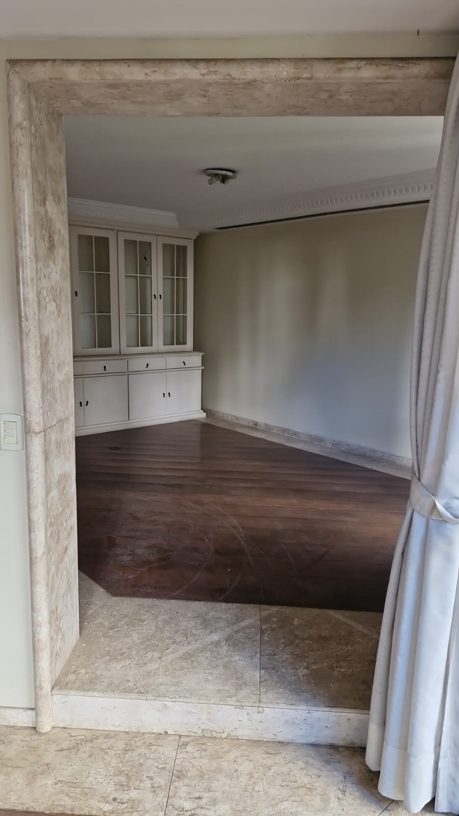 Apartamento à Venda 3 Quartos 3 Suites 3 Vagas 308 m² Jd Paulista SP Apartamento à Venda 3 Quartos 3 Suites 3 Vagas 308 m² Jd Paulista SP