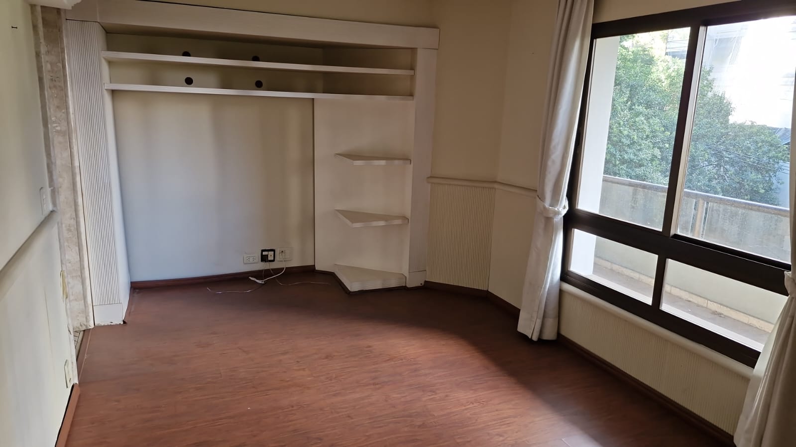 Apartamento à Venda 3 Quartos 3 Suites 3 Vagas 308 m² Jd Paulista SP Apartamento à Venda 3 Quartos 3 Suites 3 Vagas 308 m² Jd Paulista SP